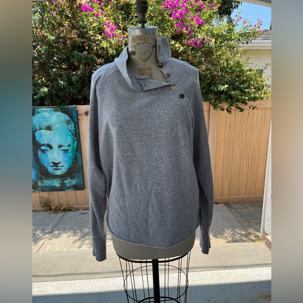 Free People Grey collared sweater w button detailing ribbed wrists rolled hem